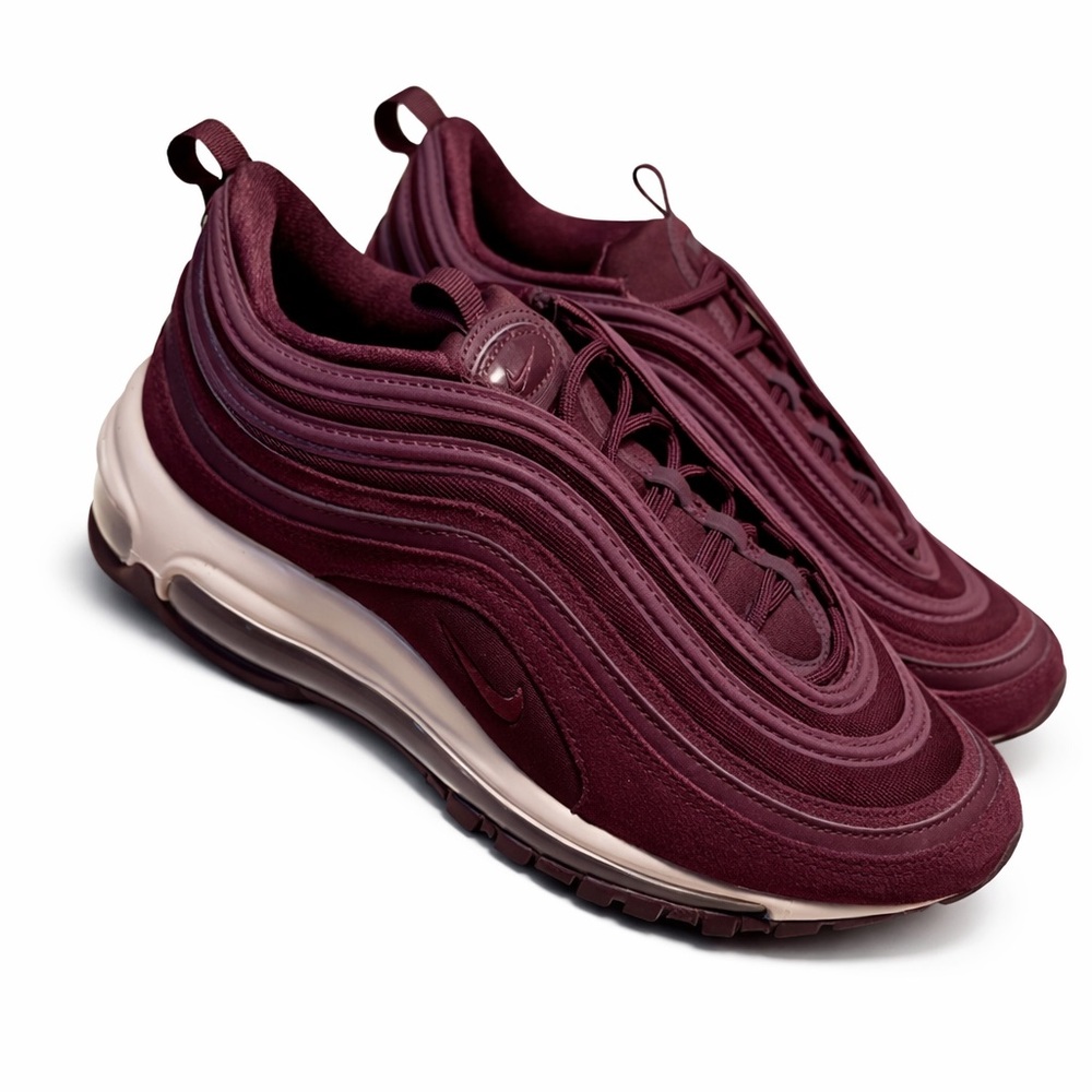 Nike Air Max 97 SE sneakers in the Burgundy
Women’s size 8.5